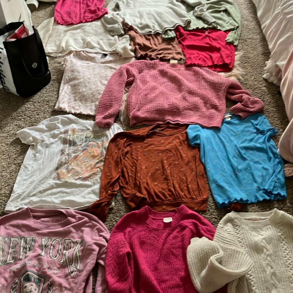 10/12 girls T-shirts and sweaters